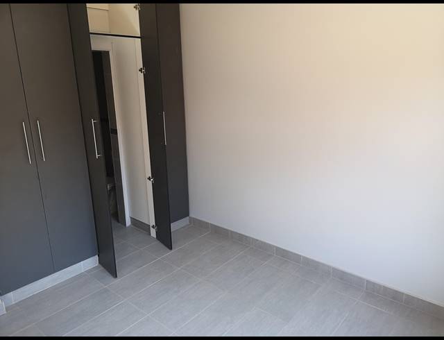 3 BEDROOM APARTMENT TO LET IN PRESTBURY